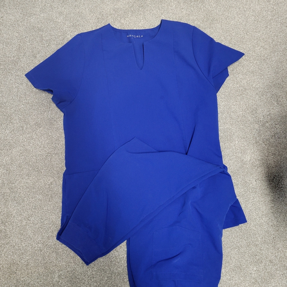 Mandala Women's Blue Top and Pants Set